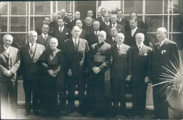 Fernando Alessandri Rodríguez y otros