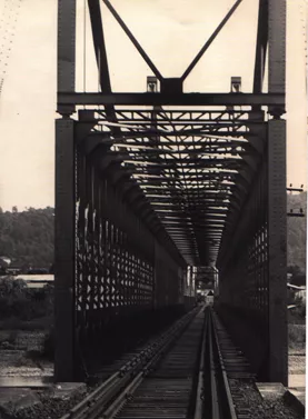 Puente ferroviario sobre el río Cautín