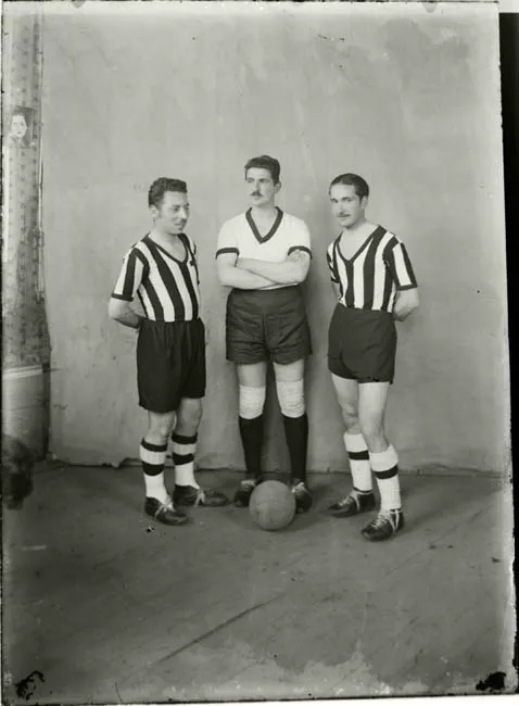 Manuel Cardenas, Vitorio Ursini y Alejandro Alvarado, jugadores del Club Arcoiris