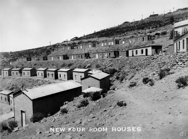 Casas Nuevas de Cuatro Habitaciones