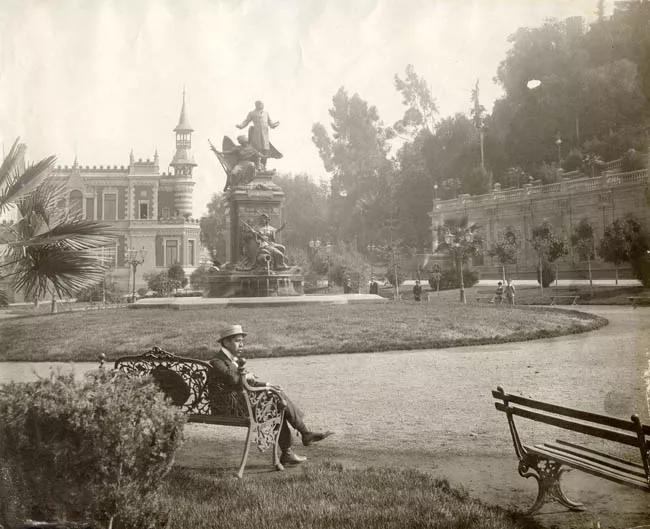 Plaza Benjamín Vicuña Mackenna