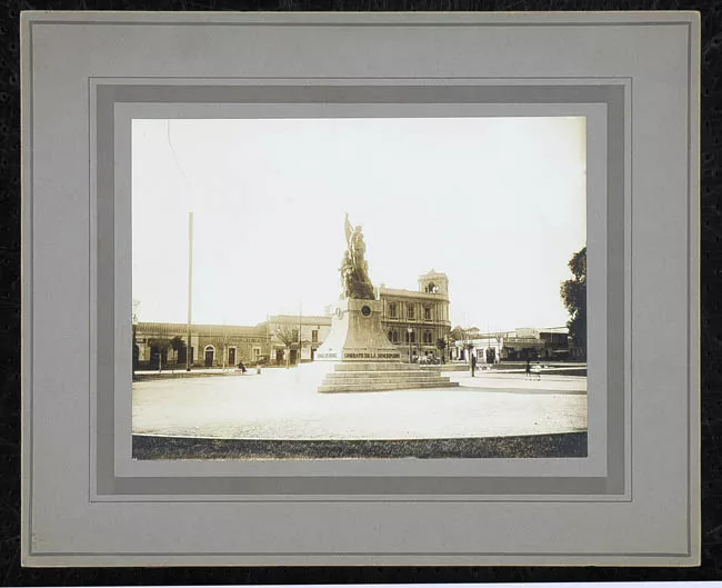 Monumento a los Héroes de la Concepción, escultura de Rebeca Matte