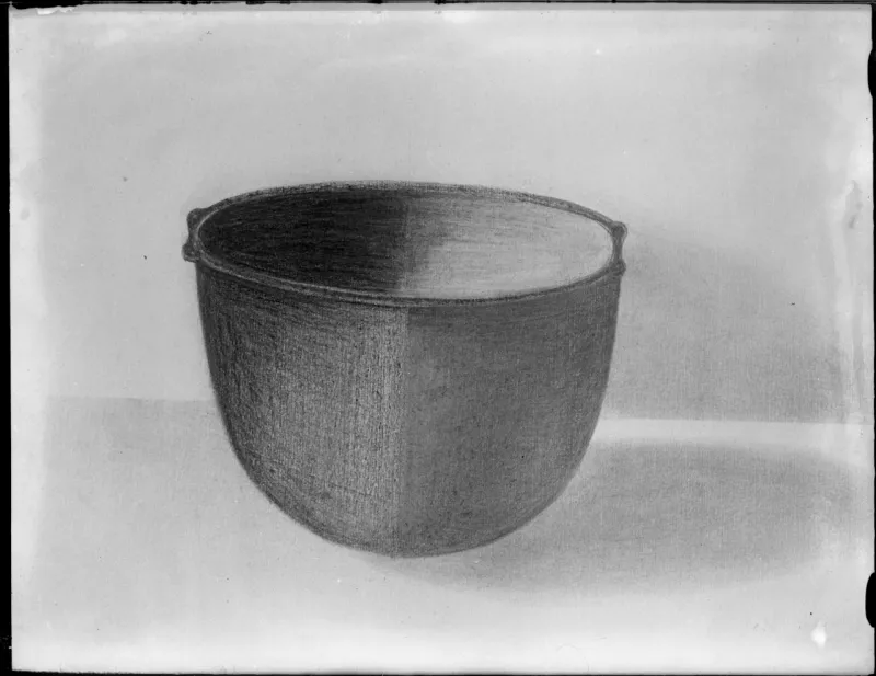 Dibujo de puco monocromo con protúberos en el borde