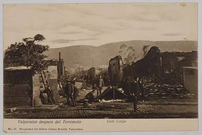 Valparaíso después del terremoto - Calle Coléjio