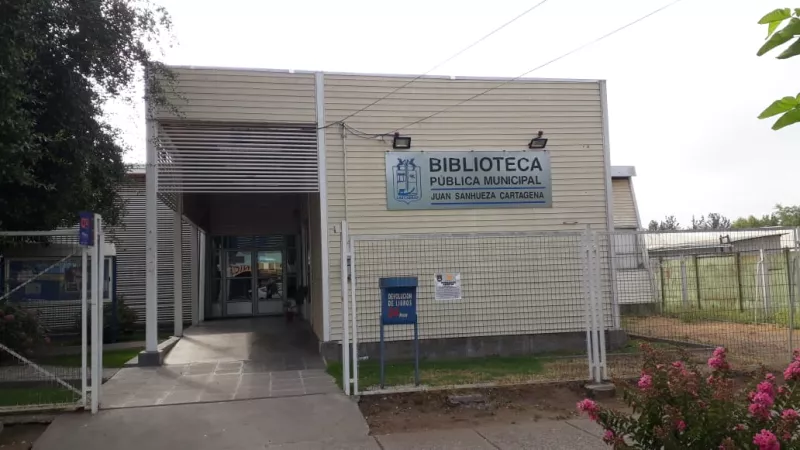 240 BC1, Biblioteca Pública Las Cabras