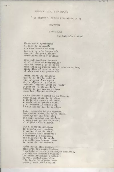 Mujeres : abandonada [manuscrito] Gabriela Mistral.