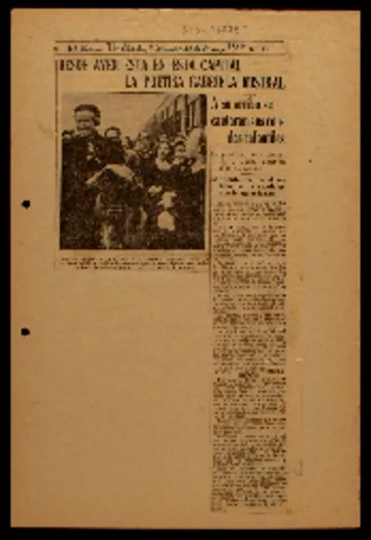Desde ayer está en la capital la poetisa Gabriela Mistral la poetisa viene cansada y desea algunos días de reposo : sonriente recibió el saludo de los escolares que la aguardaban. [artículo] :