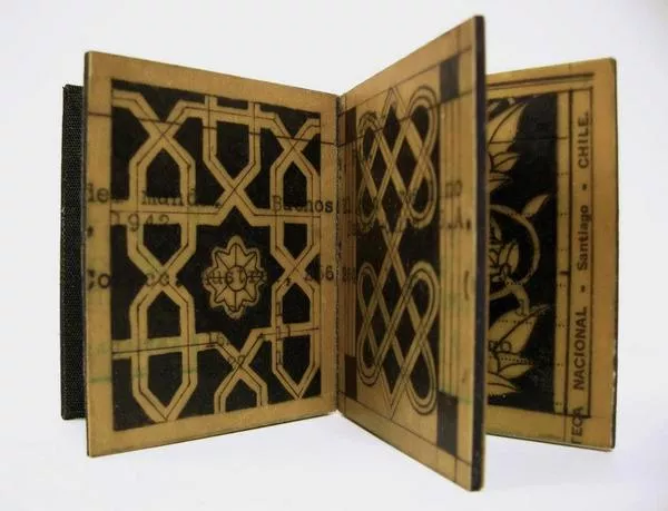 A grammar of ornament  [realia] Anne Covell.