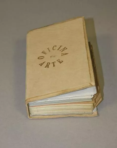 Oficina de arte  [realia] Sybil Brintrup Krüger.