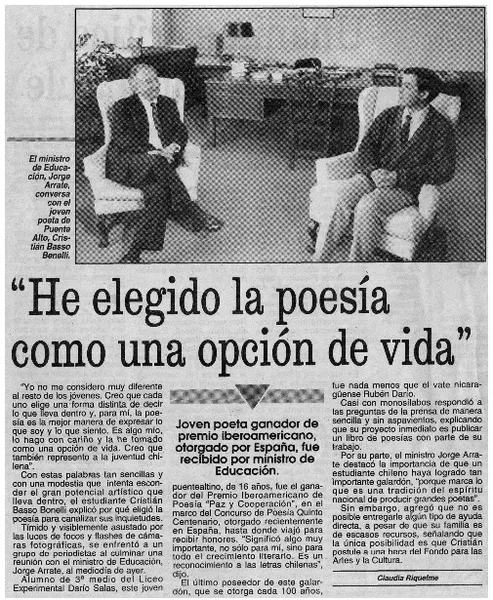 "He elegido la poesía como una opción de vida"  [artículo].