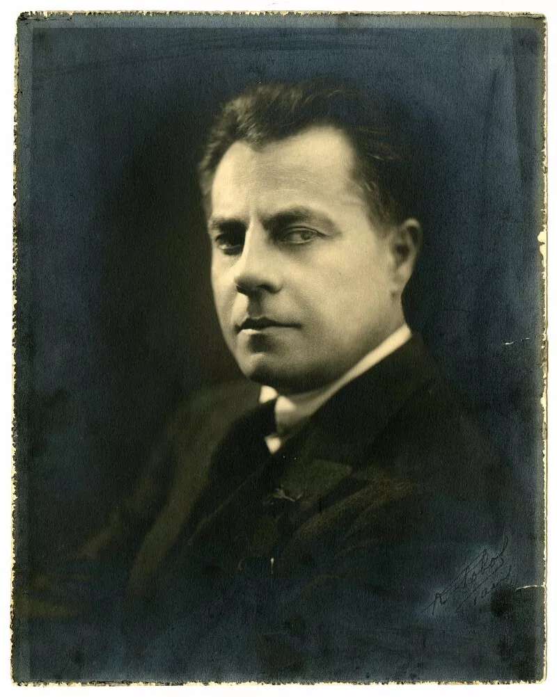 Rafael Maluenda  [fotografía].