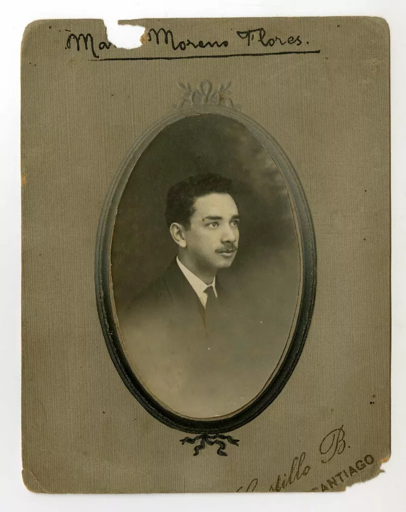 Mario Moreno Flores  [fotografía].
