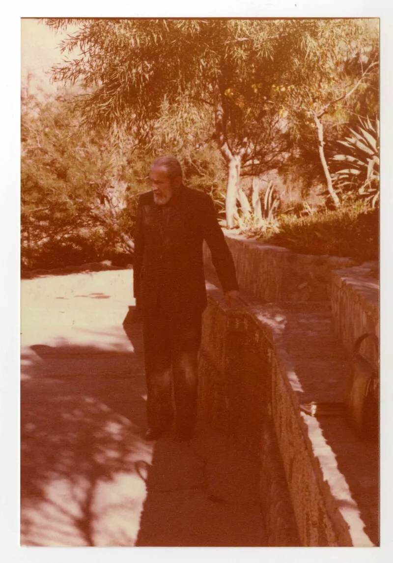 Oreste Plath en Vicuña  Fotografía].