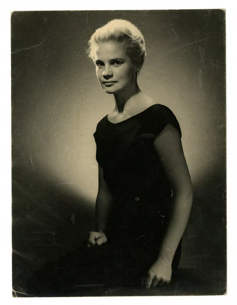 [Retrato de una dama chilena]  [fotografía] Bob Borowicz.
