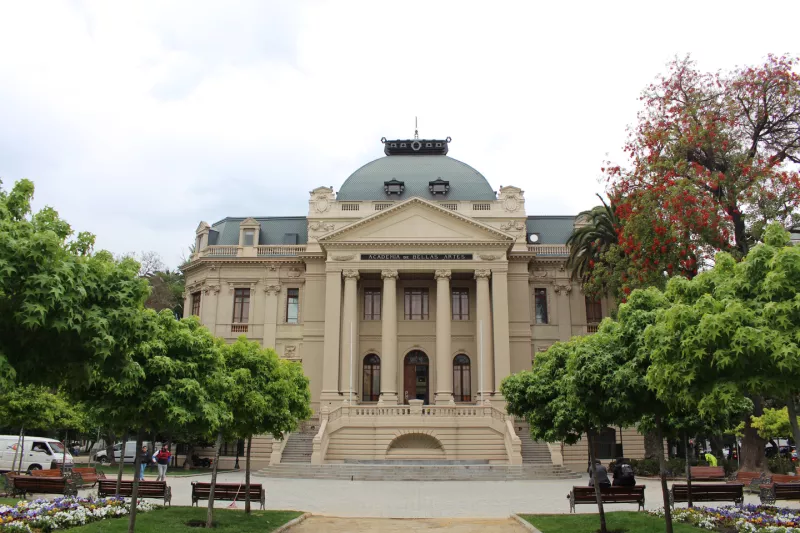 Museo de Arte Contemporáneo - Parque Forestal
