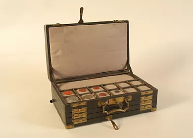 Caja para coleccionar monedas
