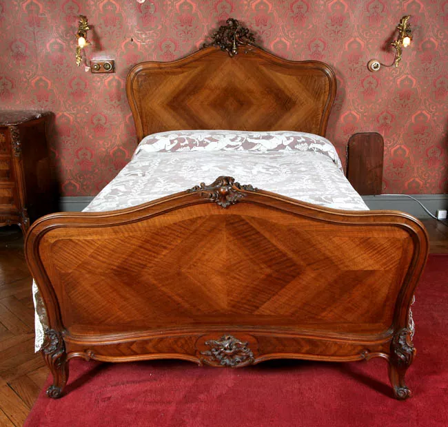 Cama