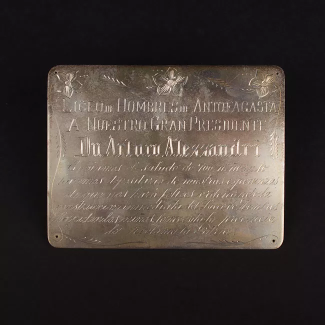 Placa conmemorativa al presidente Arturo Alessandri Palma del Liceo de Hombres de Antofagasta