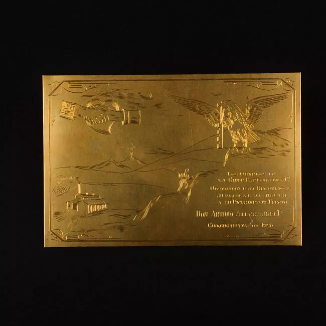 Placa conmemmorativa al Presidente Arturo Alessandri Palma, los obreros de Chuquicamata