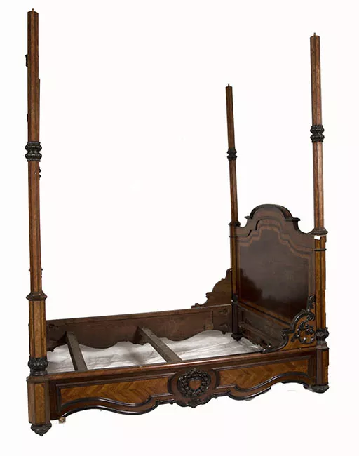 Cama