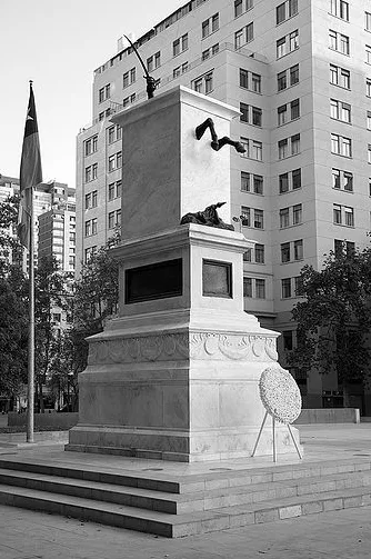 Monumento Editado