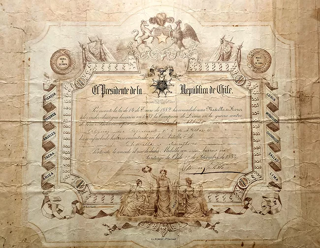 Diploma medalla de honor otorgado a Julio Albelo por participación en Guerra del Pacífico 