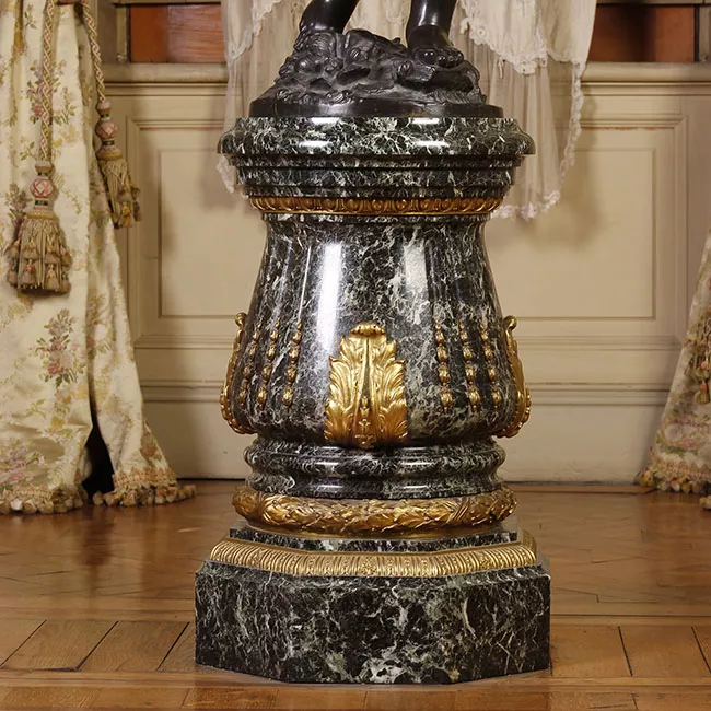 Pedestal