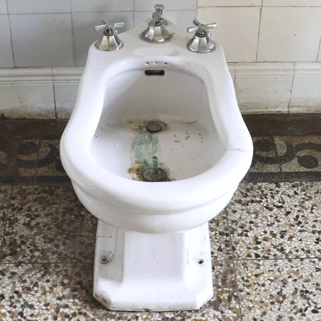 Bidé
