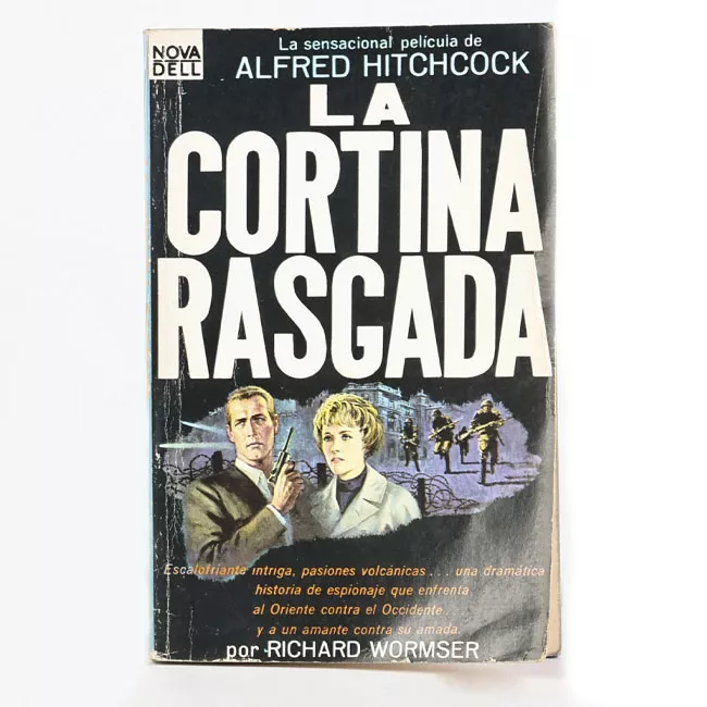 La cortina rasgada