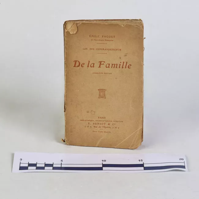  De la Famille