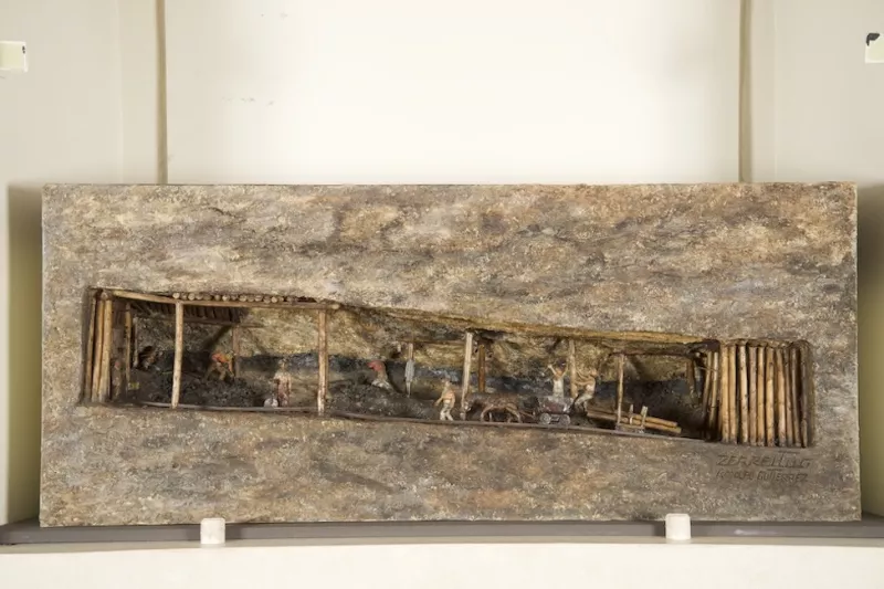 Maqueta mina de carbón
