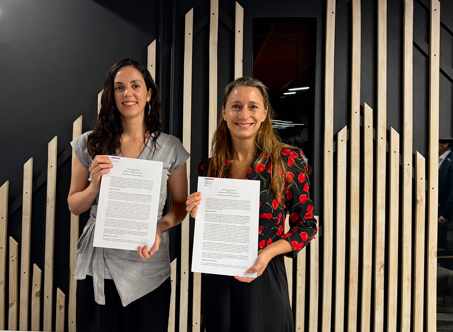 Descriptive alt text